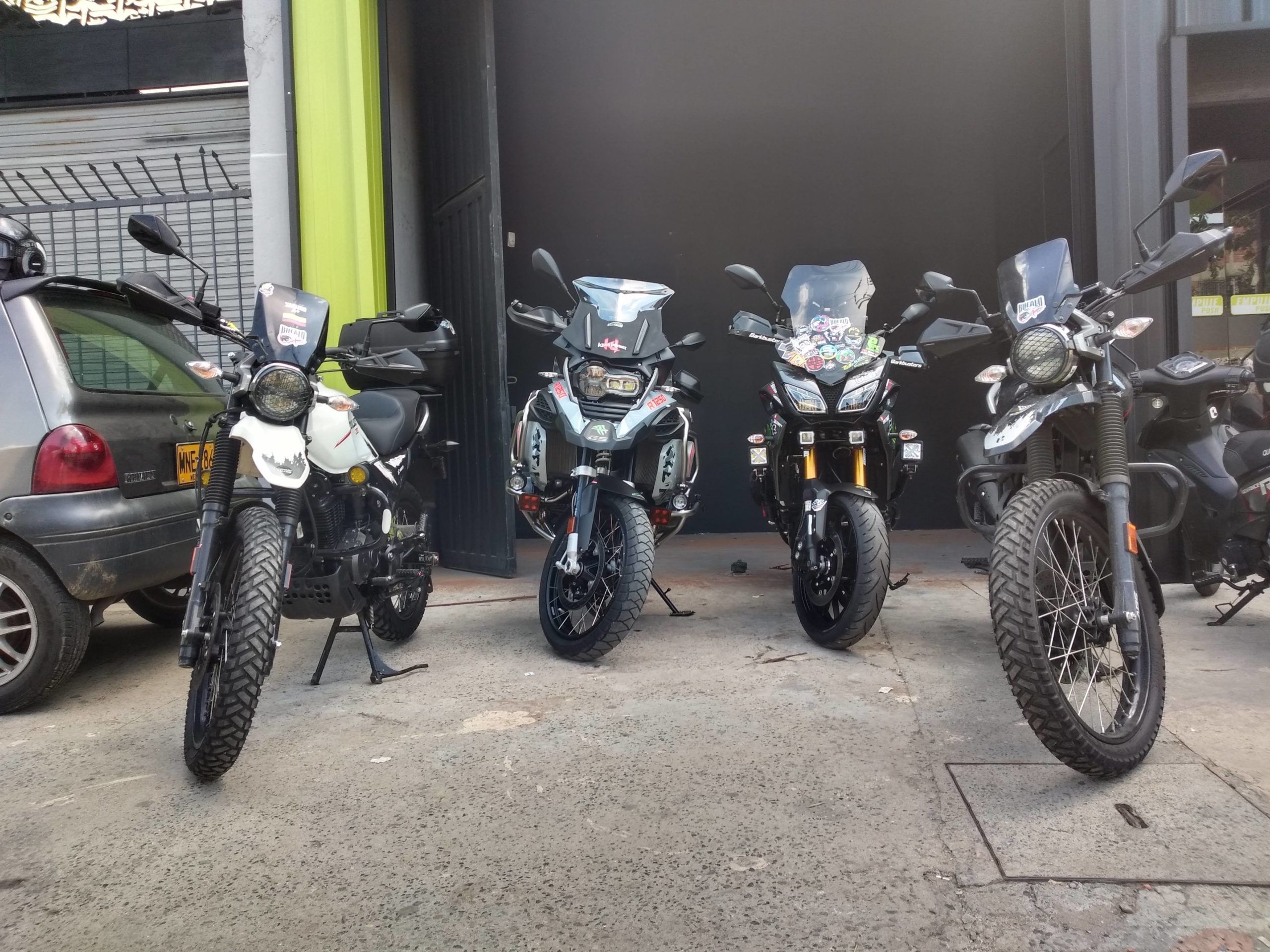 Motomoteros y Búfalos